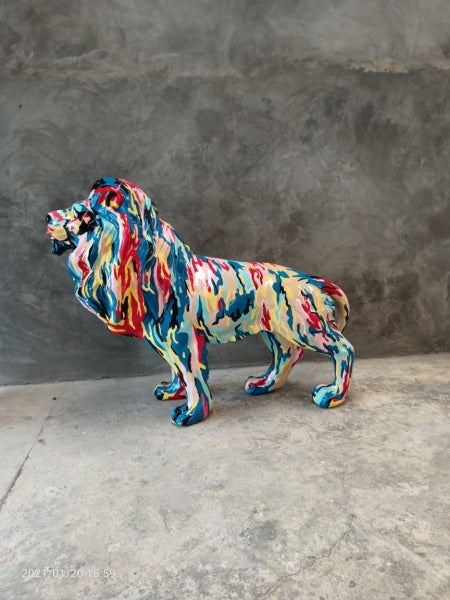 Pop King Lion Life Size Statue