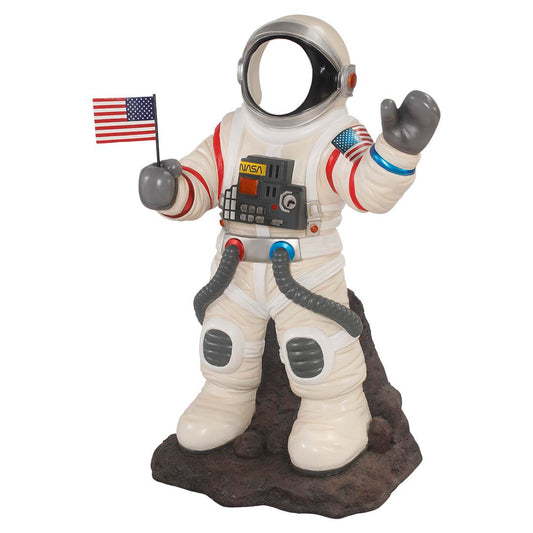 Astronaut Waving Photo Op Statue