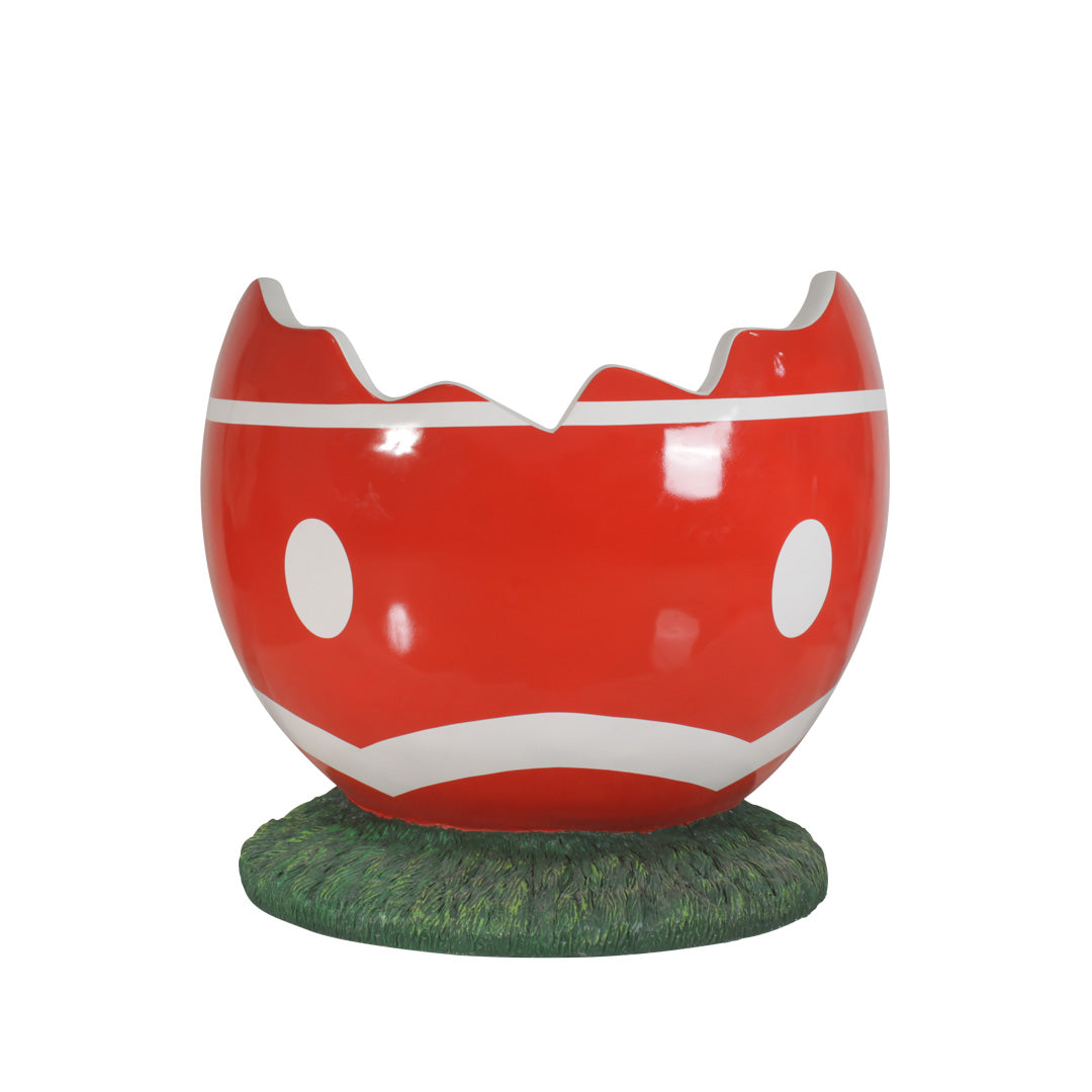 Cracked Easter Egg Photo Op Statue