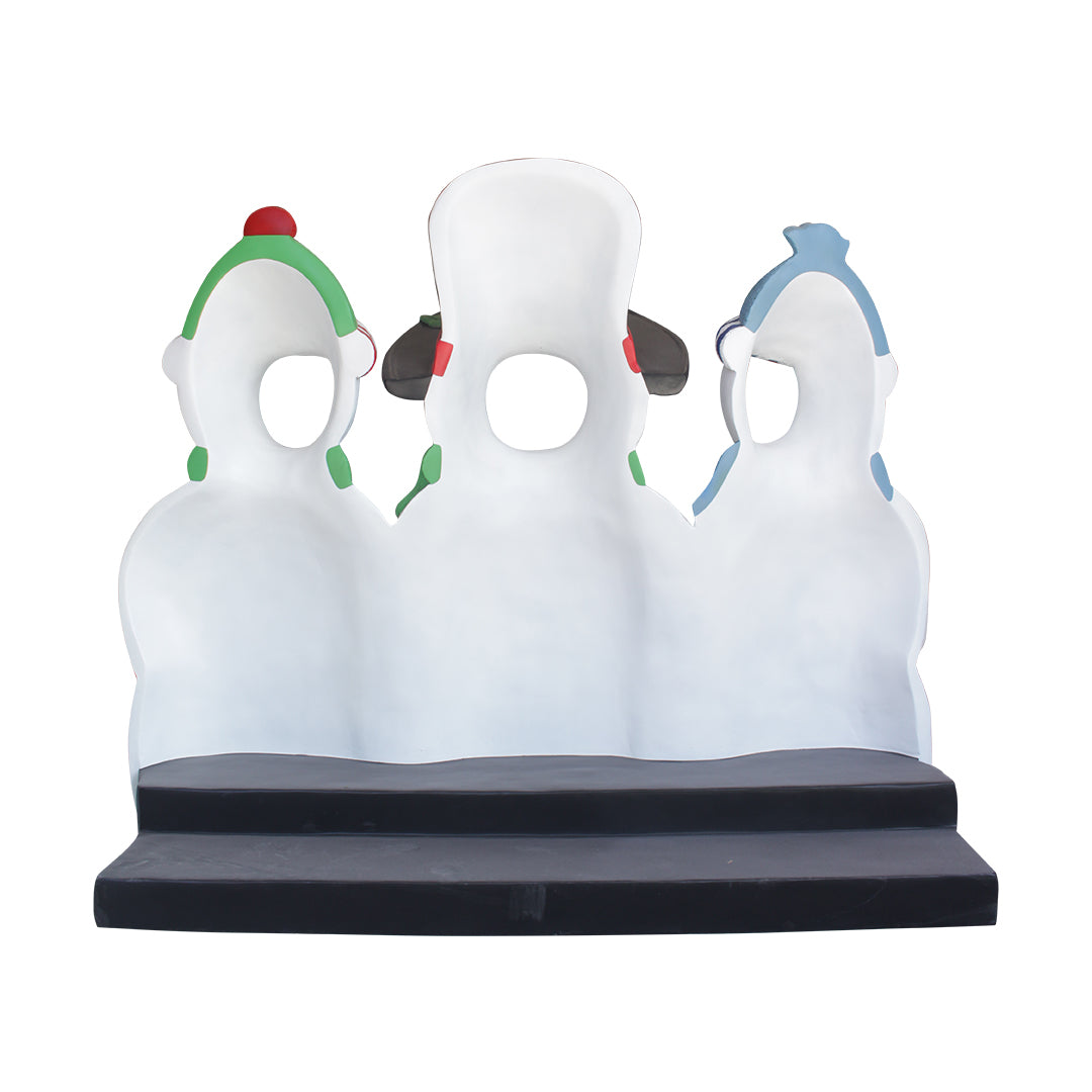 Snowman With Friends Photo Op Statue