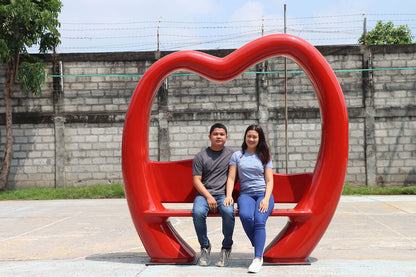 Lovers Lounge Bench Photo Op Statue