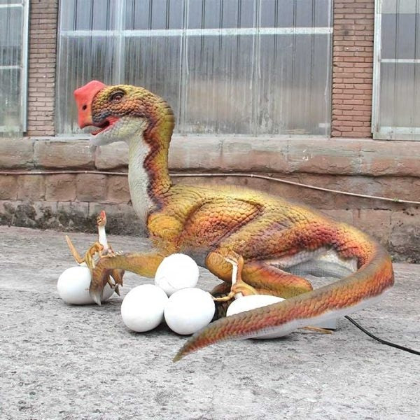 Realistic Animatronic Dinosaur Oviraptor with Eggs