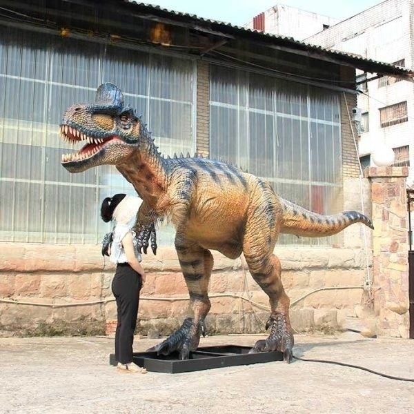 Jurassic World Dinosaur Animatronic Cryolophosaurus