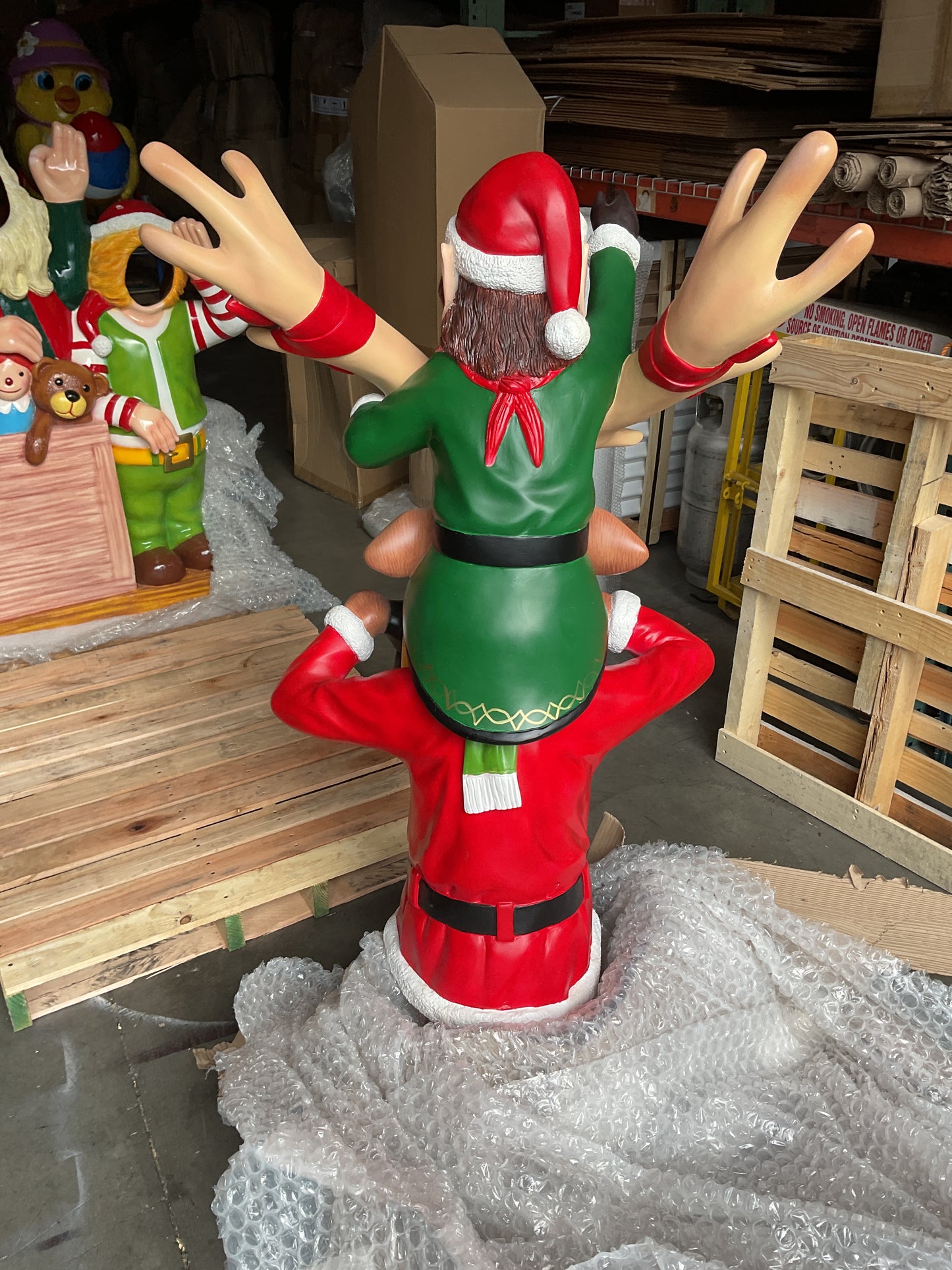 Elf Babbo And Reindeer Blitzen Life Size Statue