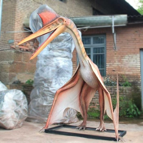 Animatronic Quetzalcoatlus Dinosaur