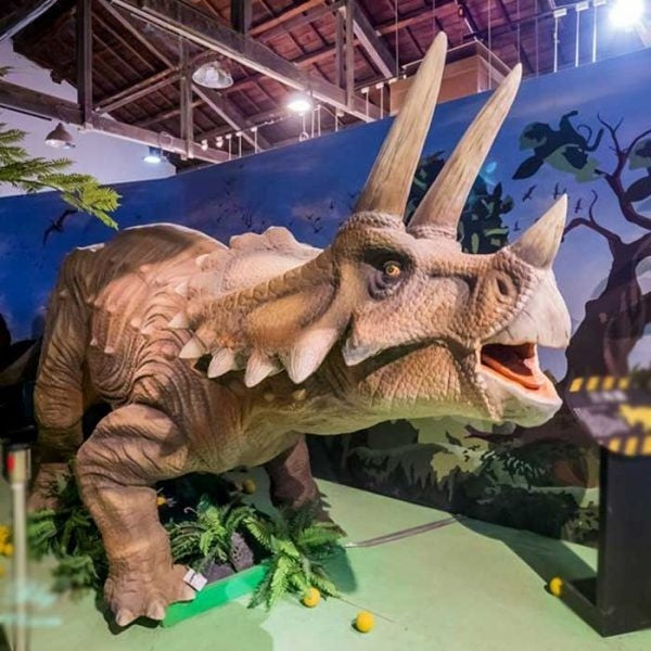 Jurassic Dinosaur World Playground Attraction Animatronic Triceratops