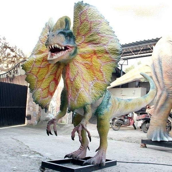 Jurassic World Dinosaur Animatronic Dilophosaurus