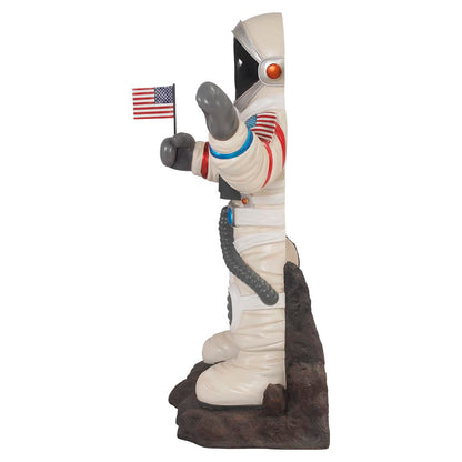 Astronaut Waving Photo Op Statue