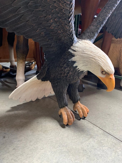 American Bald Eagle Attacking Life Size Statue - LM Treasures 